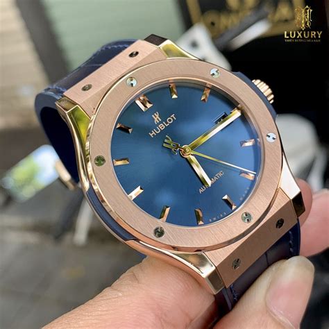 giá đồng hồ hublot nữ.